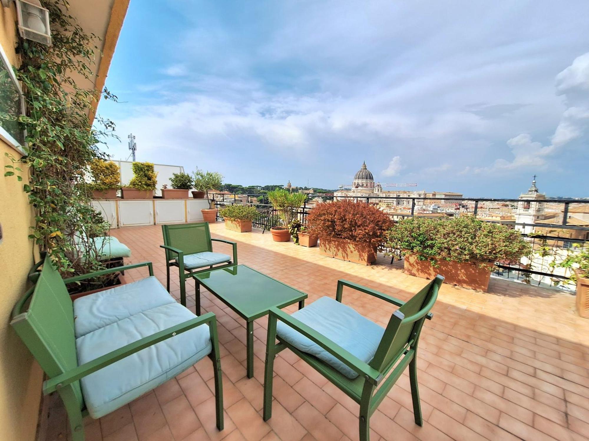 Delmirani'S Book Apartments - Vatican View Rome Exterior photo