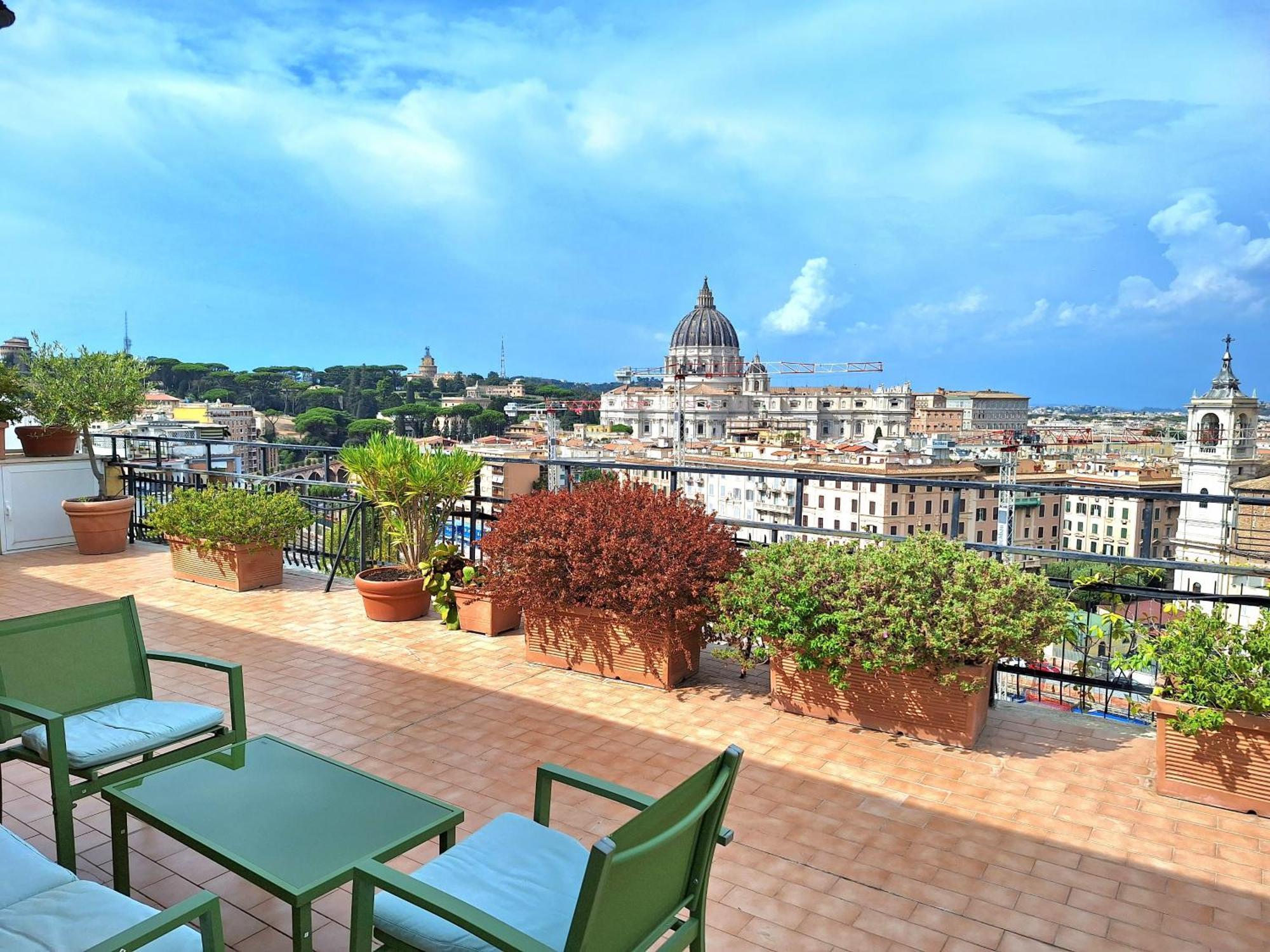 Delmirani'S Book Apartments - Vatican View Rome Exterior photo